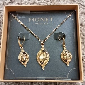 Gold and tan necklace and earrings